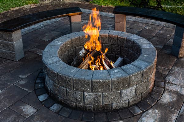 Nuotiopaikka Pyörre musta 3