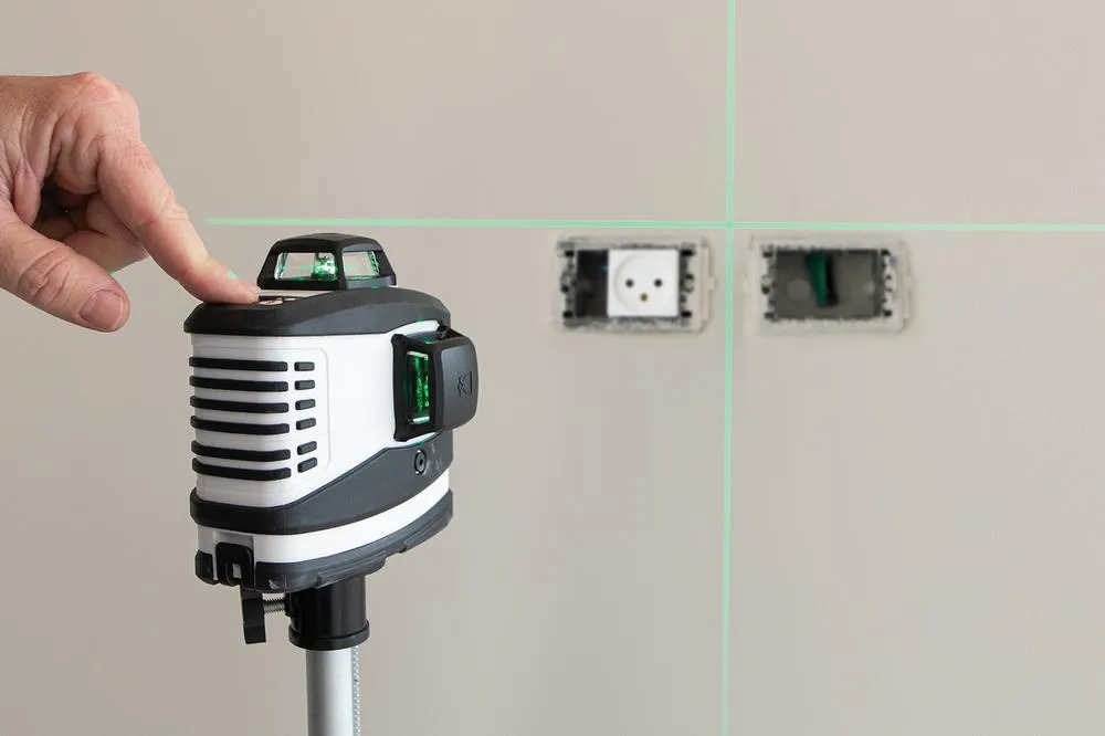 Linjalaser Kapro 883G vihreä 3D, 2P+1V 360 ast. kova kotelo IP65 4