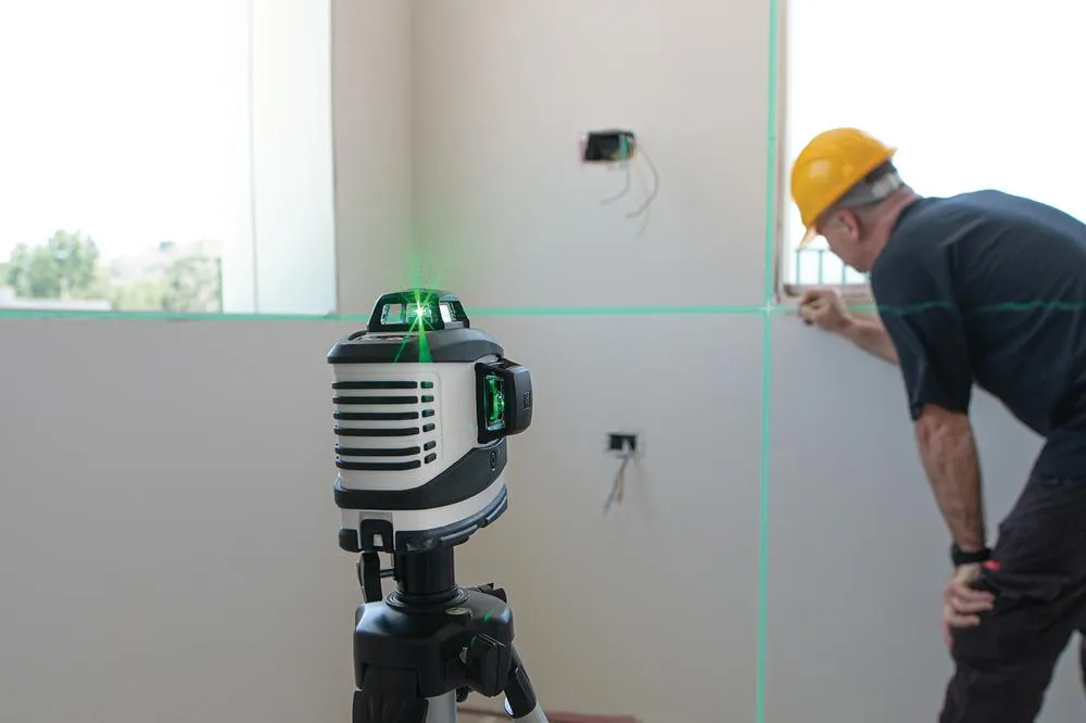 Linjalaser Kapro 883G vihreä 3D, 2P+1V 360 ast. kova kotelo IP65 5