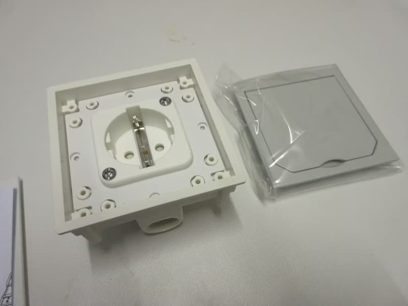 LATTIAPISTORASIA ABL-SURSUM 1471460 1-OS. IP41 HARMAA