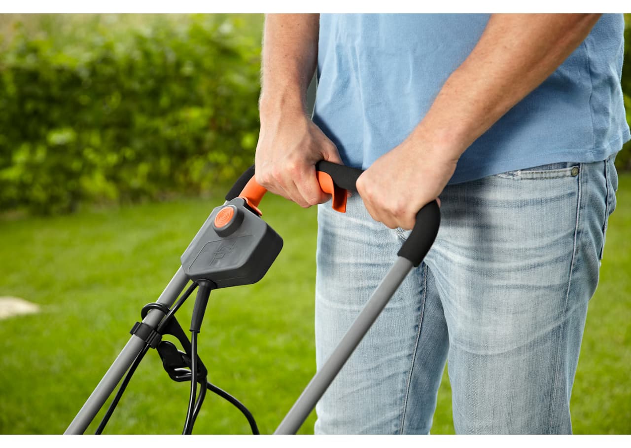 PowerMax 1100/32 Sähköruohonleikkuri 4