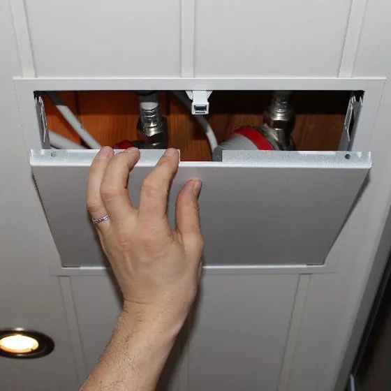 Tarkastusluukku PTL-MS, push-up lukitus 4