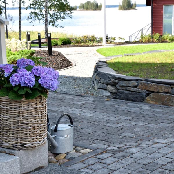 ANTIIKKIKIVI LAKKA 60 HARMAA 3